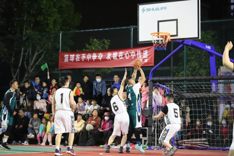 与巴黎的战 与巴黎的战